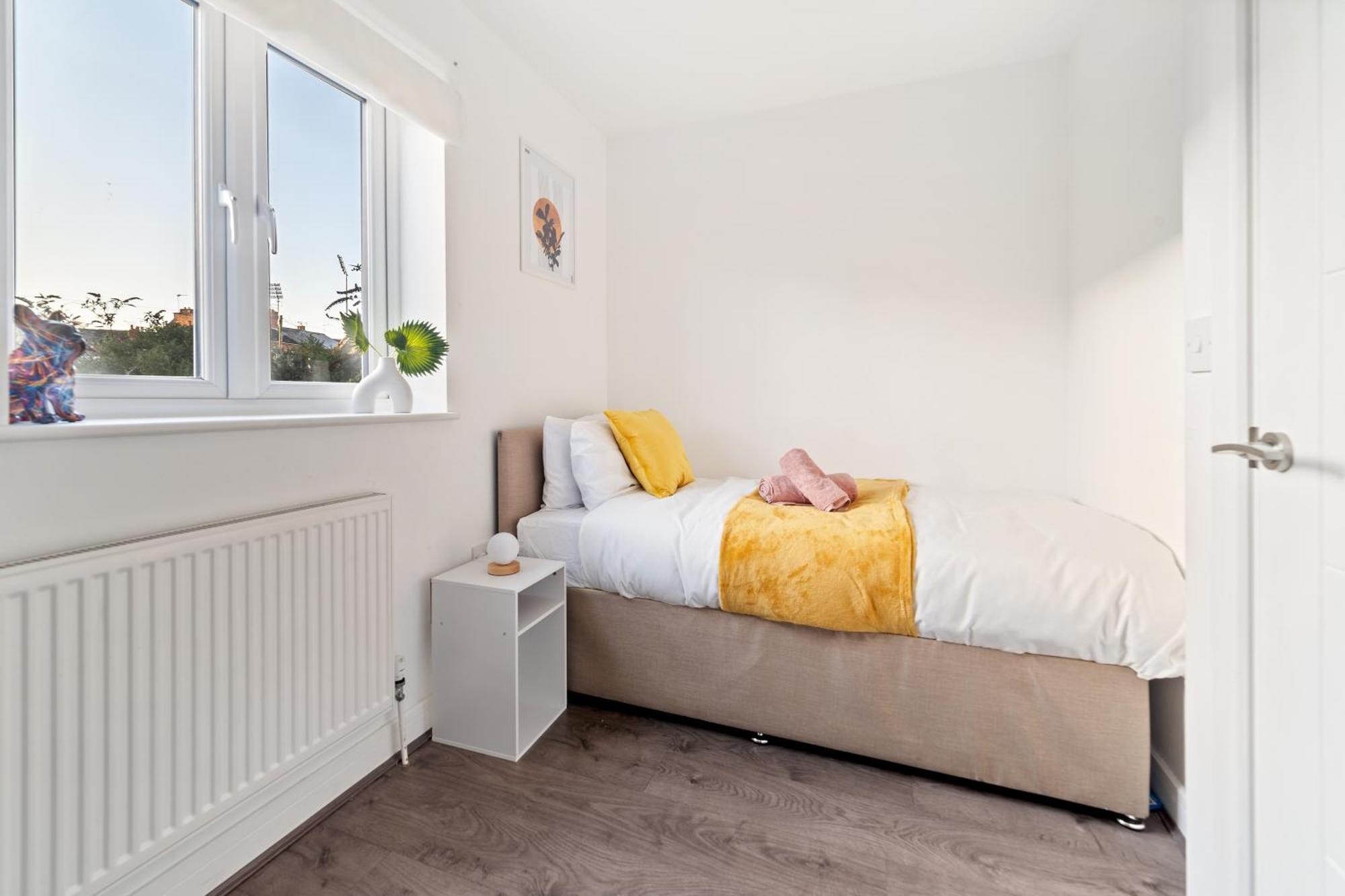 7Nights Reserve L Modern House Near City Center Sleeps 6 With Free Parking L By Zen Nights Short Lets & Serviced Accommodations 莱切斯特 外观 照片